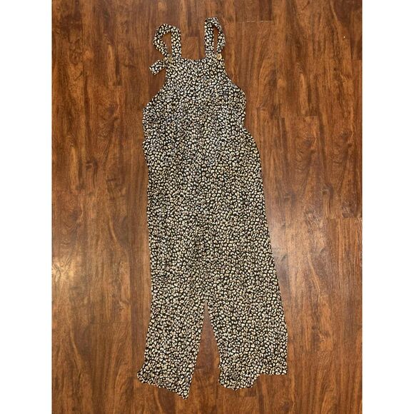 Jodifl NWT Leopard Safari Party Oversized Overalls, size L - Picture 2 of 5